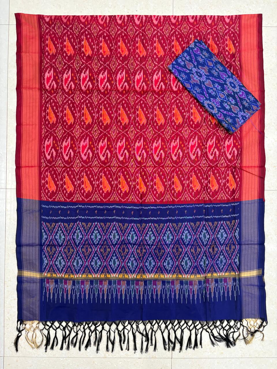 IKKAT SILK SUITE