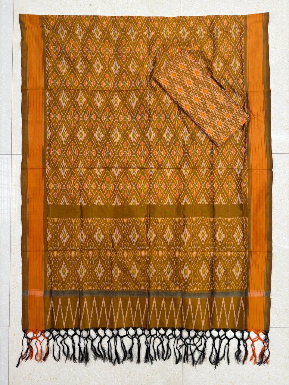 IKKAT SILK SUITE
