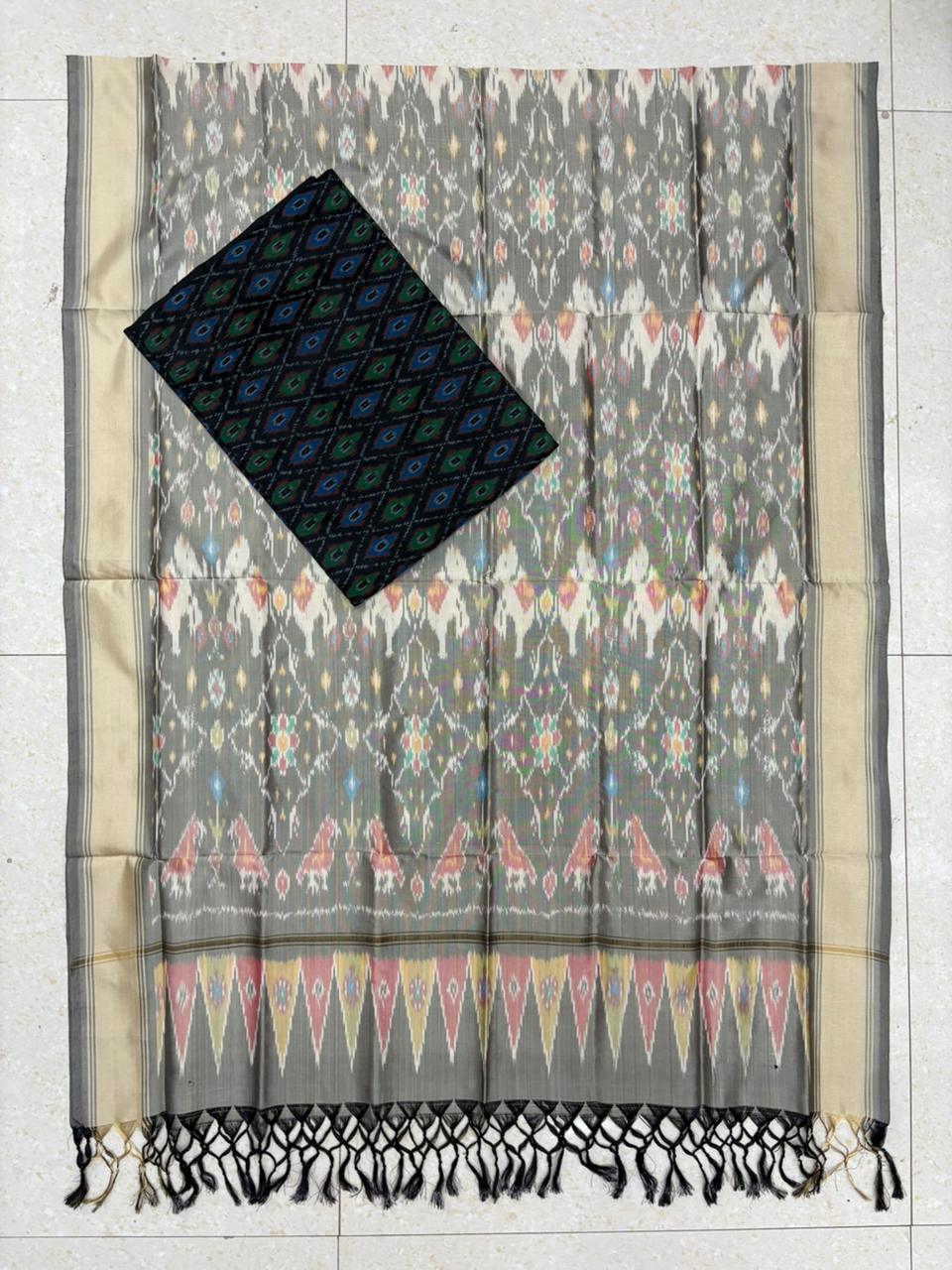 IKKAT SILK SUITE - pochampallysarees.com