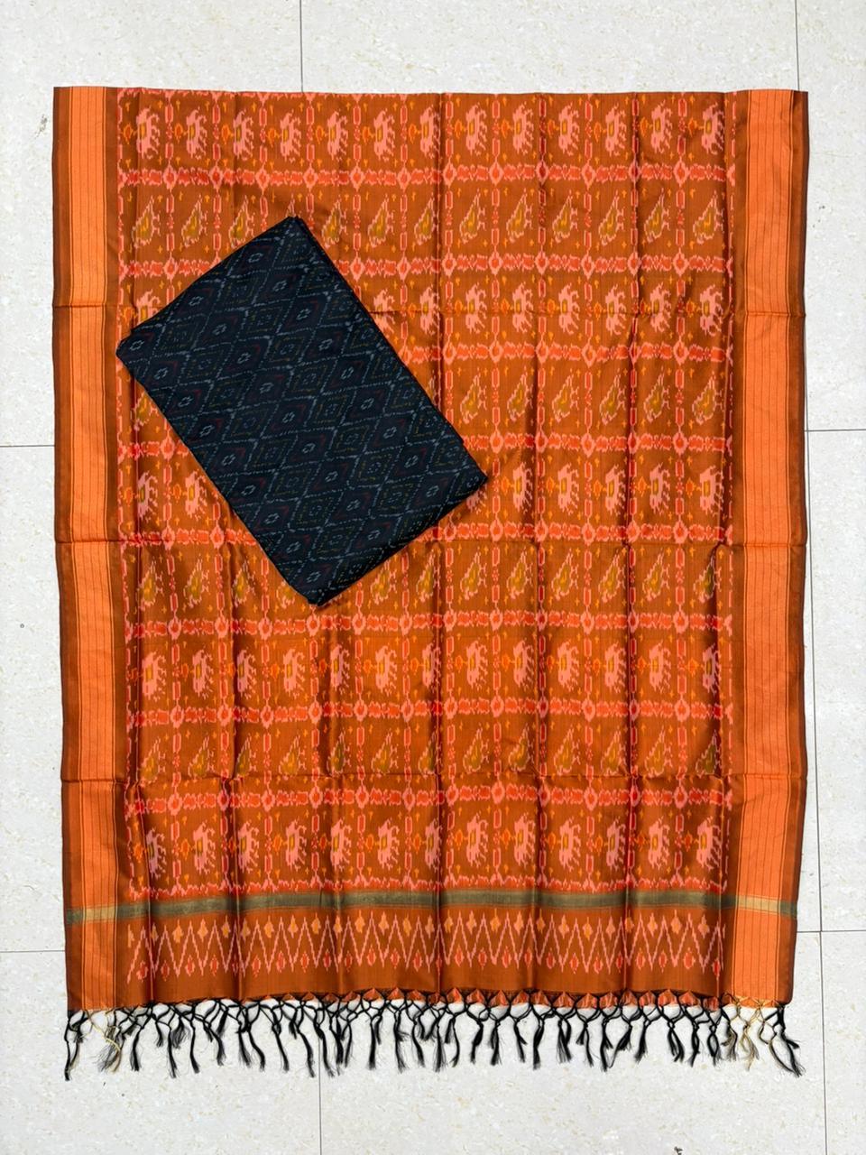 IKKAT SILK SUITE - pochampallysarees.com