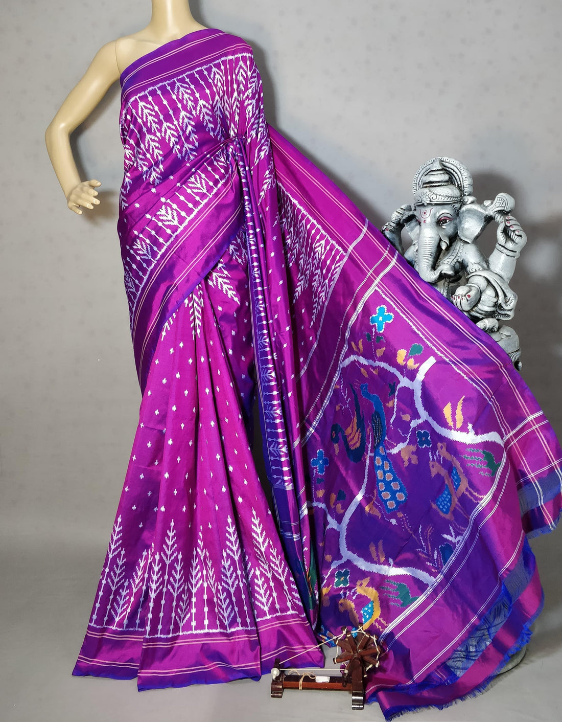 Pochampally Ikkat Silk Purple Sari