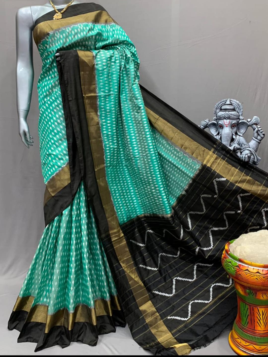 POCHAMPALLY IKAT SILK RAMAGREEN SARI