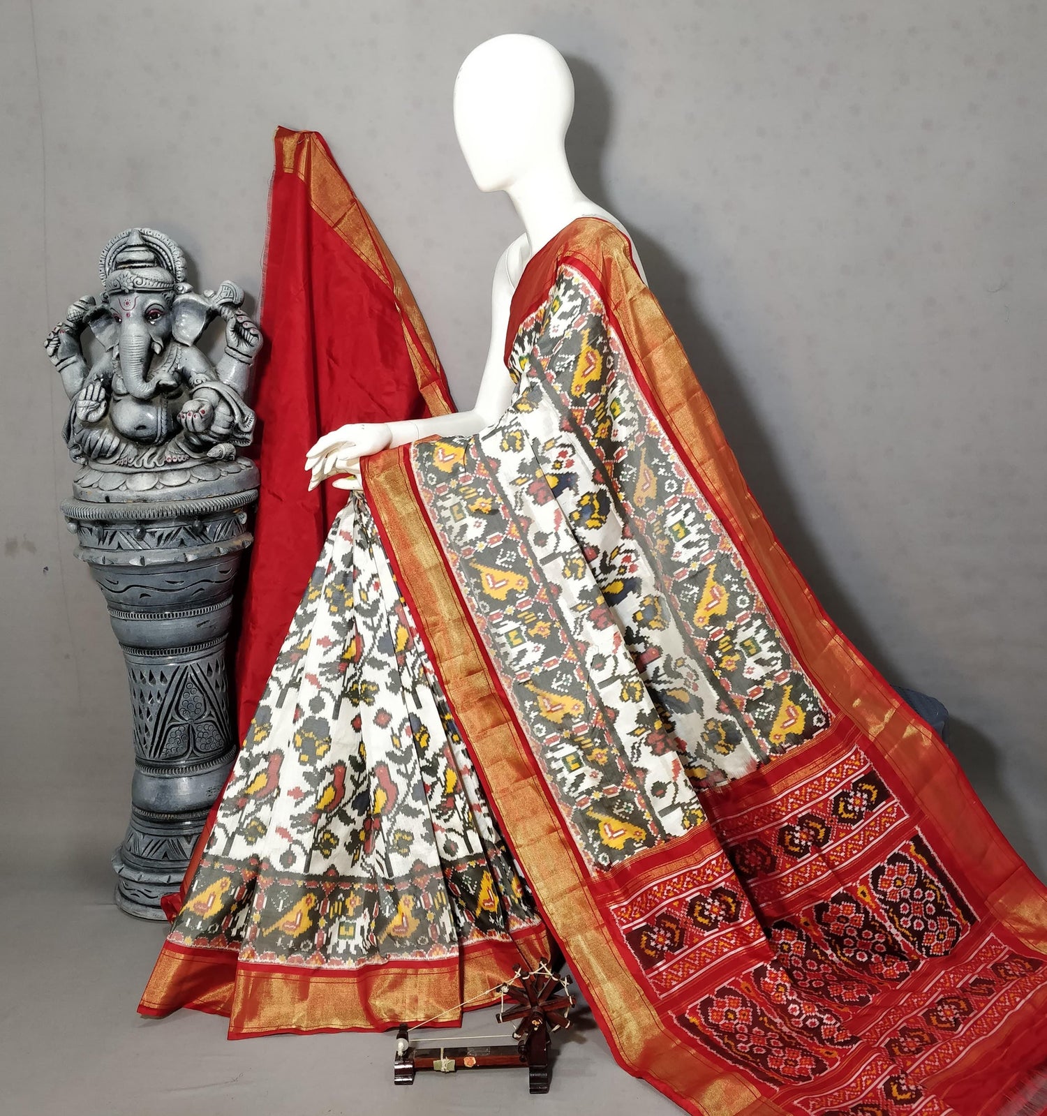 Pochampally Ikkat Silk Patola White Red Sari