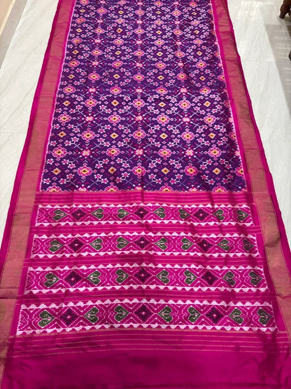 POCHAMPALLY IKKAT SILK PATOLA DEEP PURPLE &amp; PINK SAREE | Handloom Double Ikat Pattu Saree with Zari Border | Traditional Wedding &amp; Festive Wear - pochampallysarees.com