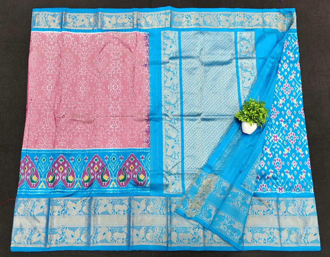 Pochampally Ikkat Pattu Sarees With Kanchi Border - pochampallysarees.com