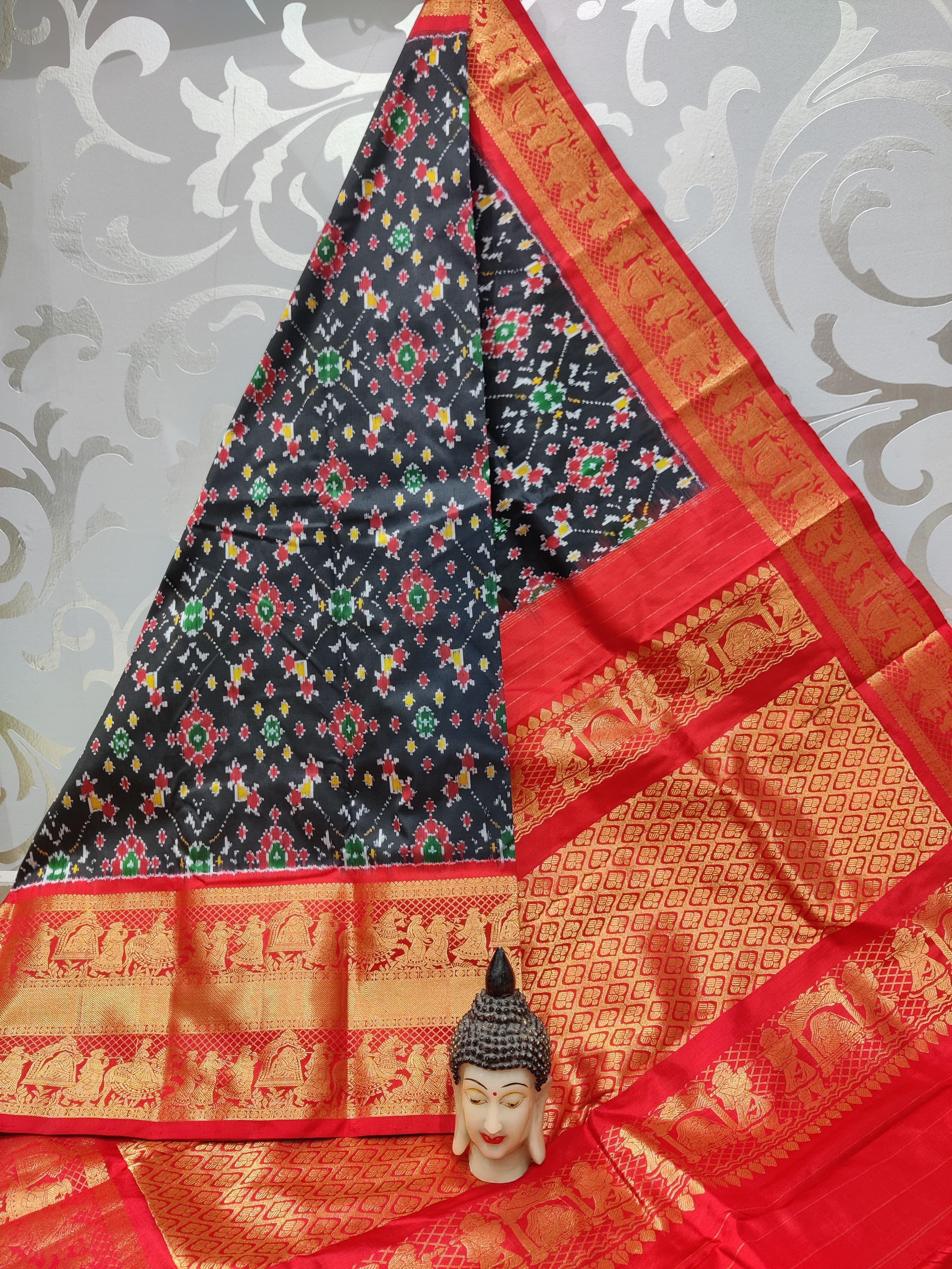 Pochampally Ikkat Pattu Sarees With Kanchi Border - pochampallysarees.com