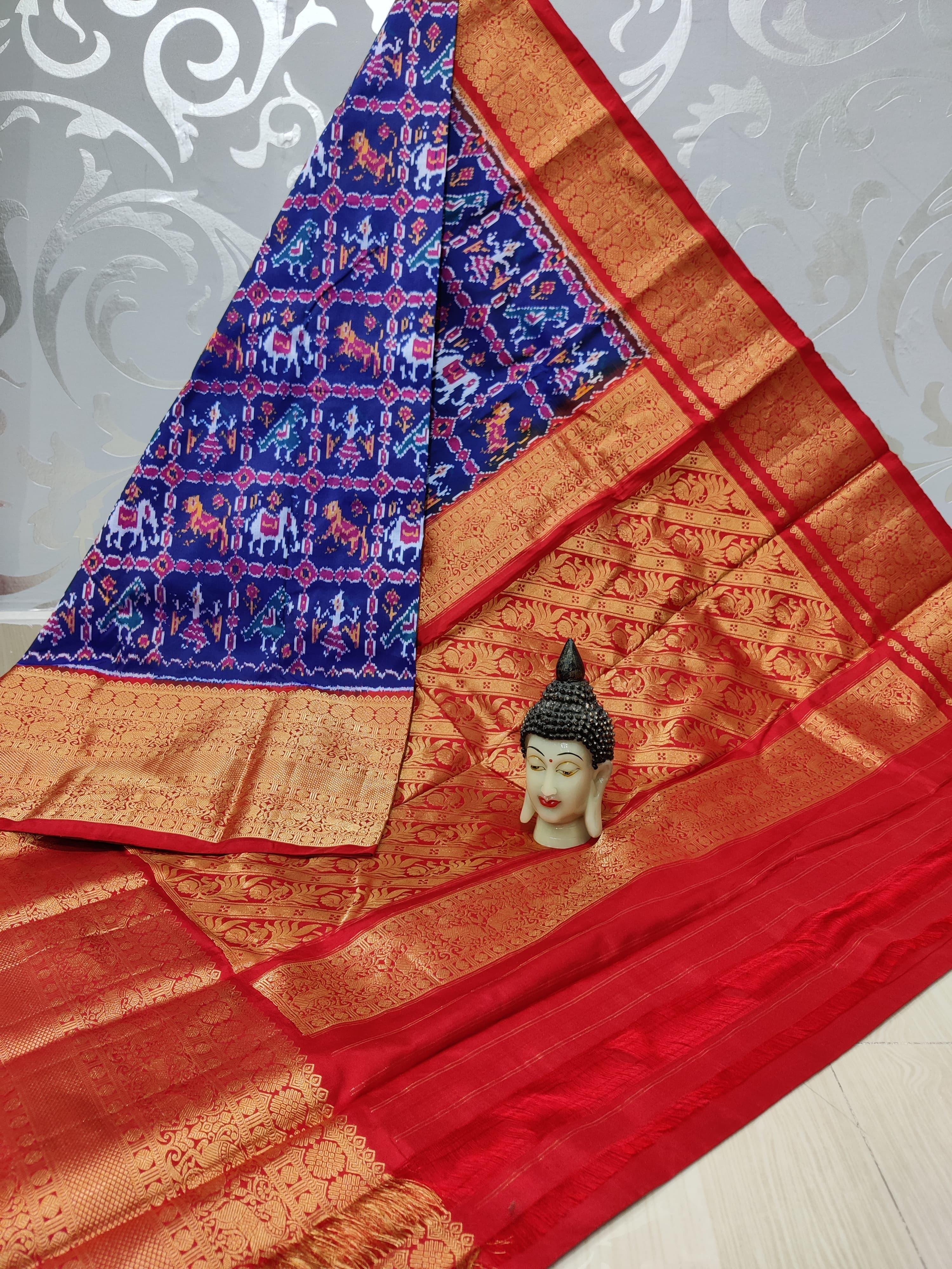 Pochampally Ikkat Pattu Sarees With Kanchi Border - pochampallysarees.com