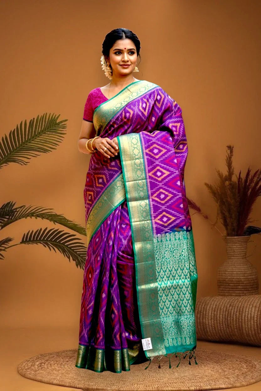 PURE SOFT SILK SAREE PURPLE AND RAMA GREEN WITH ALLOVER IKKAT DESIGN WEAVES IN BORDER AND PALLU KANCHI STYLE - pochampallysarees.com