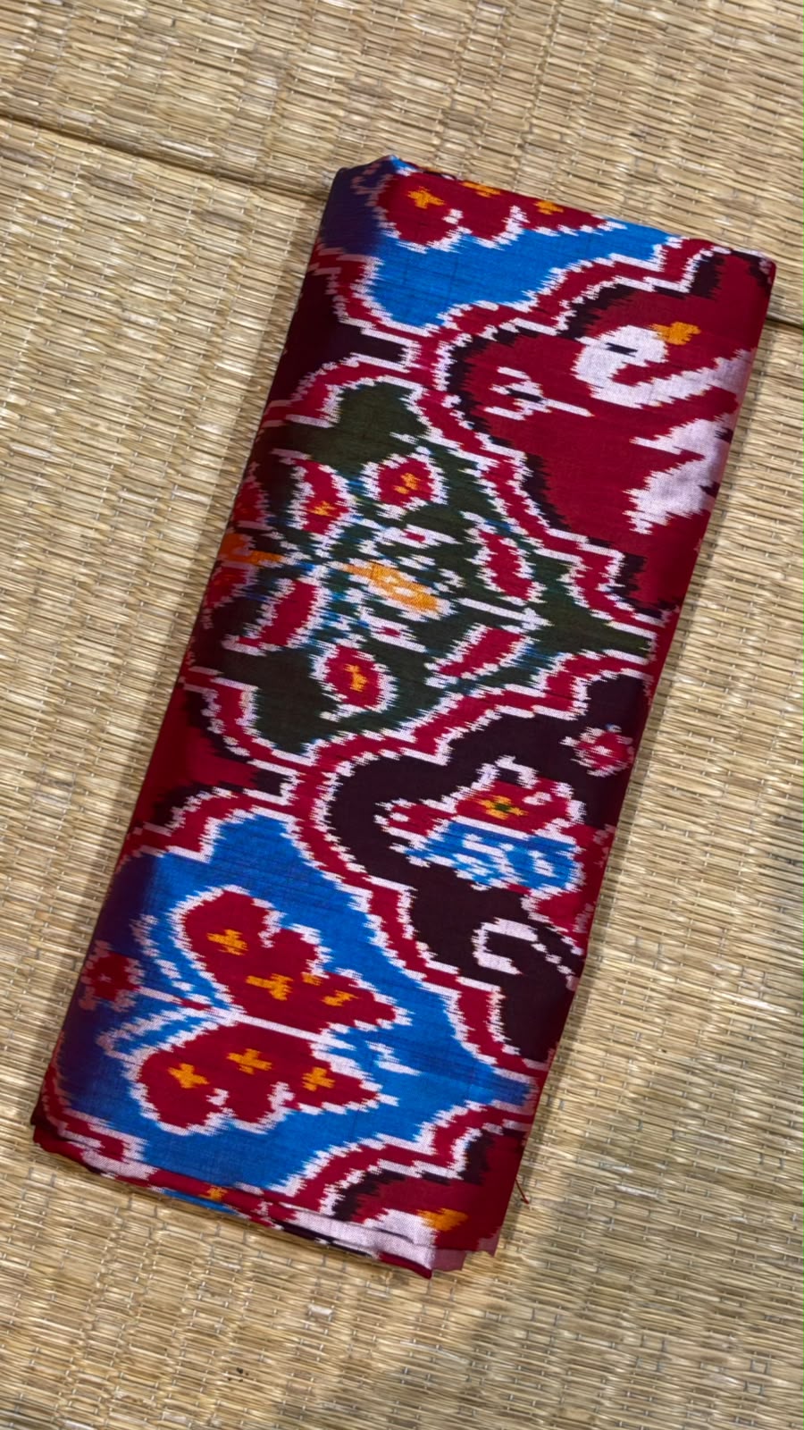 Traditional Maroon Pochampally Ikat Silk Saree with Pichwai Pallu