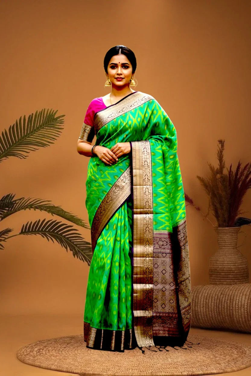PURE SOFT SILK SAREE GREEN AND CHOCOLATE WITH ALLOVER ZARI WEAVES IN BORDER KANCHI STYLE - pochampallysarees.com