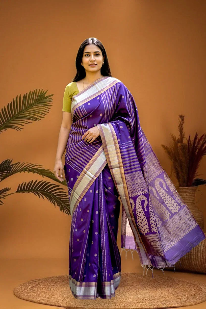 PURE SOFT SILK SAREE LAVENDER AND LAVENDER WITH ALLOVER ZARI WEAVES IN BORDER KANCHI STYLE - pochampallysarees.com