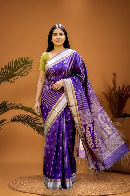 PURE SOFT SILK SAREE LAVENDER AND LAVENDER WITH ALLOVER ZARI WEAVES IN BORDER KANCHI STYLE - pochampallysarees.com