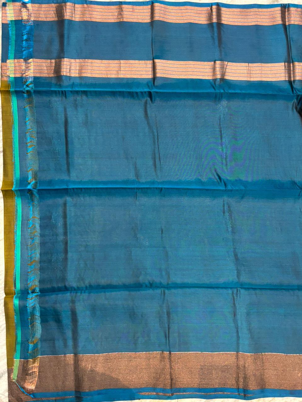 Elegant Olive Green Pure Soft Silk Saree with Teal Blue Zari Pallu | Traditional Festive Wear - pochampallysarees.com