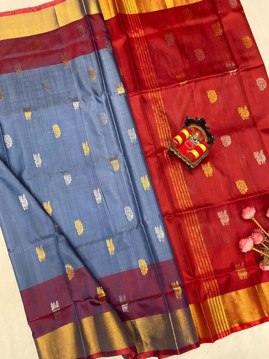 Gray Uppada Butta Silk Saree - pochampallysarees.com