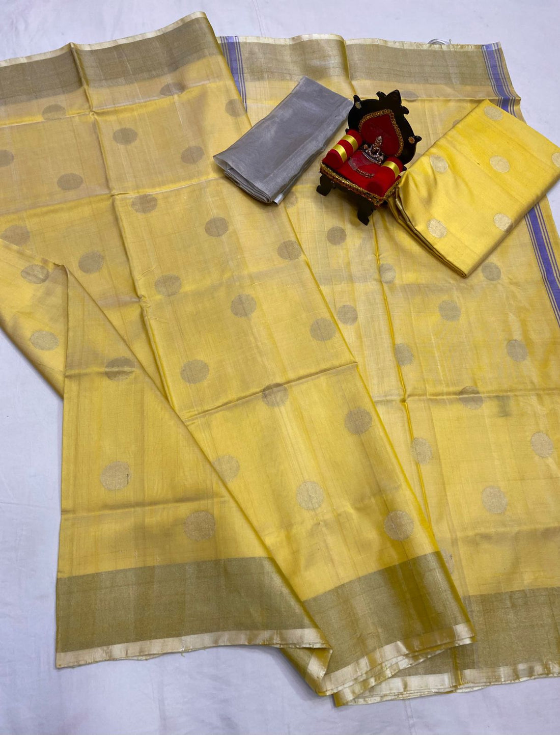 UPPADA PATTU SILVER BORDER SAREE