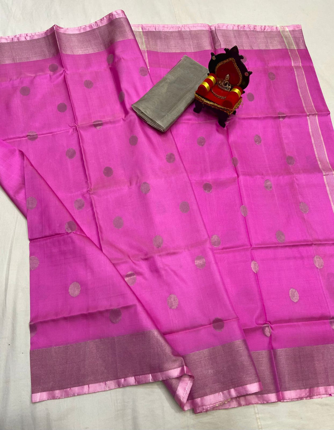 UPPADA PATTU SILVER BORDER SAREE