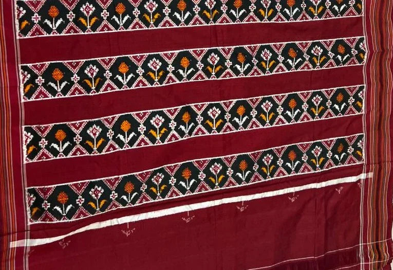 Handwoven Nari Kunj Patan Patola Silk Saree | Authentic Ikat - pochampallysarees.com