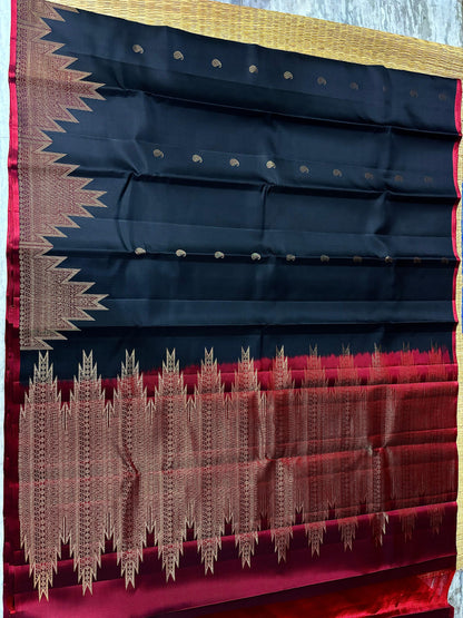 Black Soft Silk Saree - pochampallysarees.com
