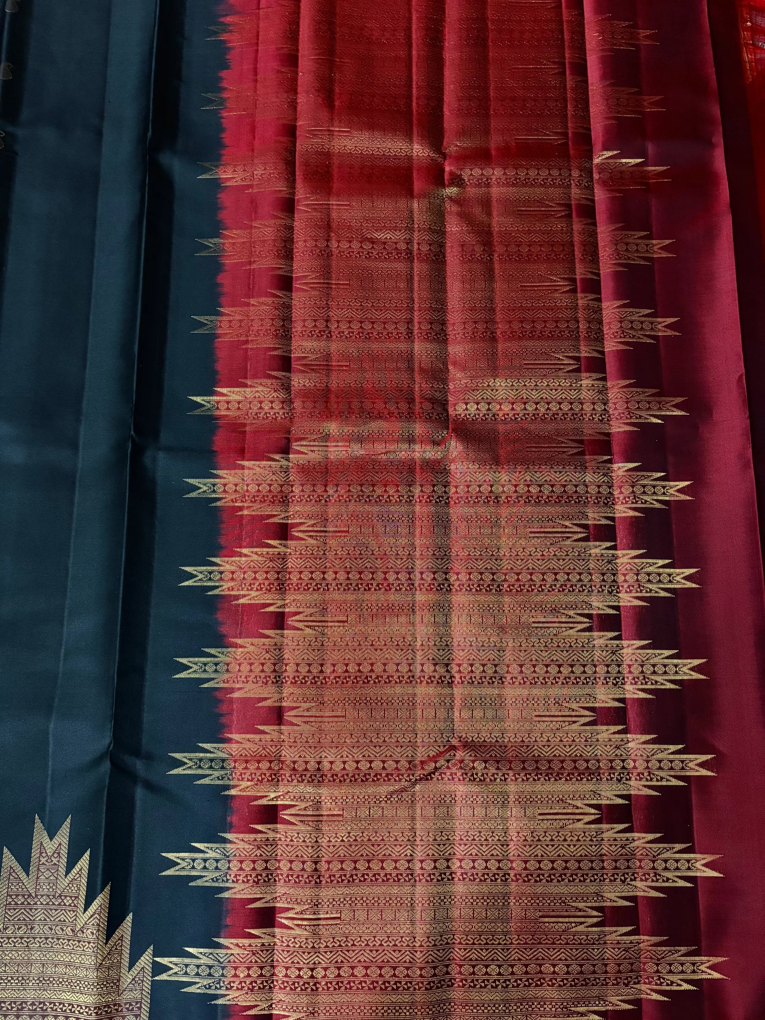 Black Soft Silk Saree - pochampallysarees.com