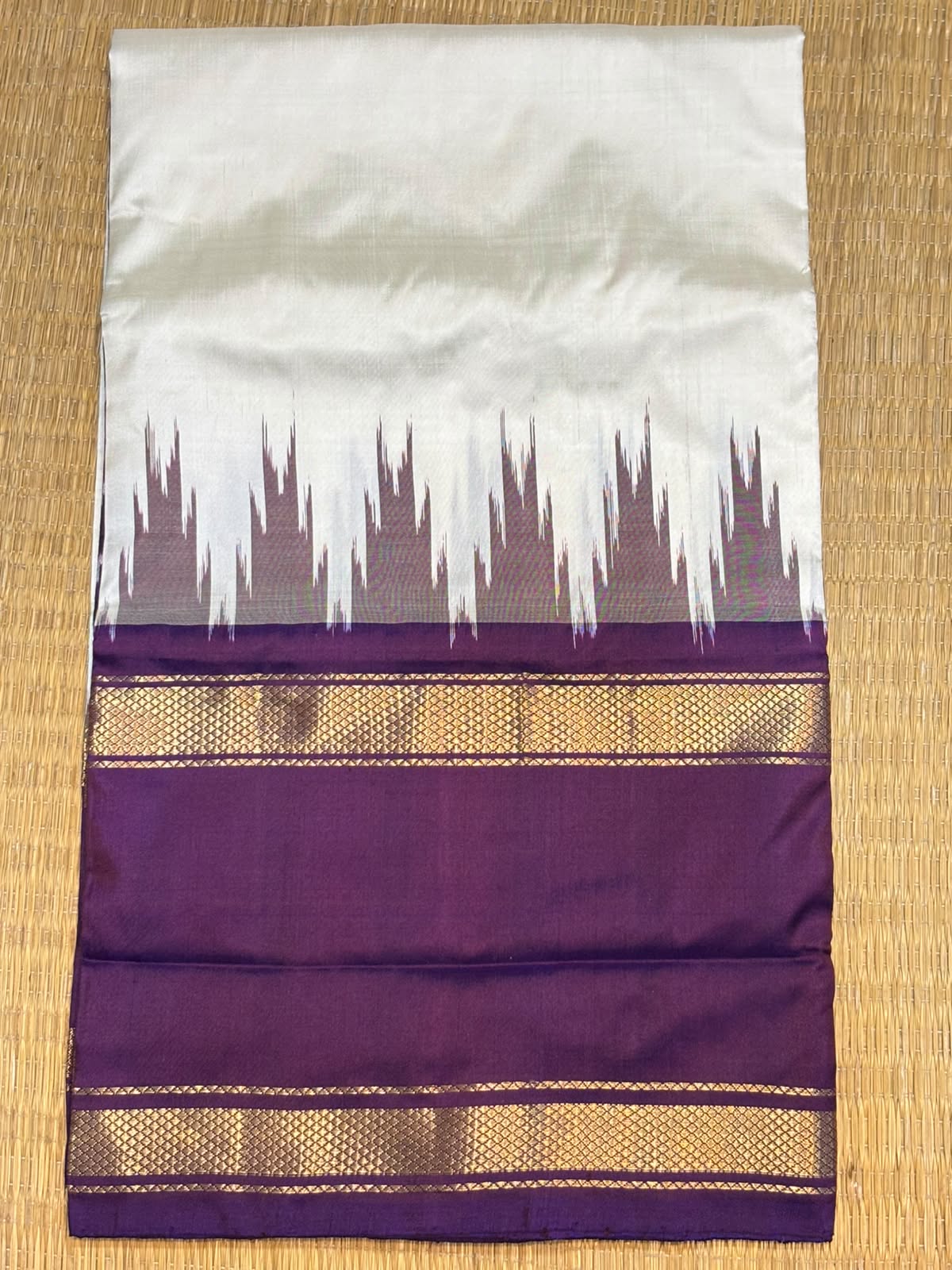 Off-White &amp; Royal Purple Handloom Ikkat Silk Saree with Kanchi Zari Border