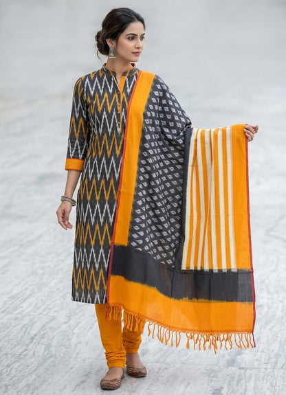 DOUBLE IKAT COTTON BLACK WITH YELLOW COLOR SUITE -C35