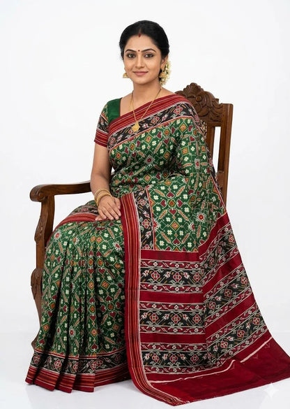 Green and Maroon Double Ikat Patola Silk Saree | Authentic Handwoven Silk - pochampallysarees.com