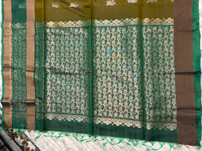 Olive Green &amp; Emerald Soft Silk Saree Online | Traditional Zari
