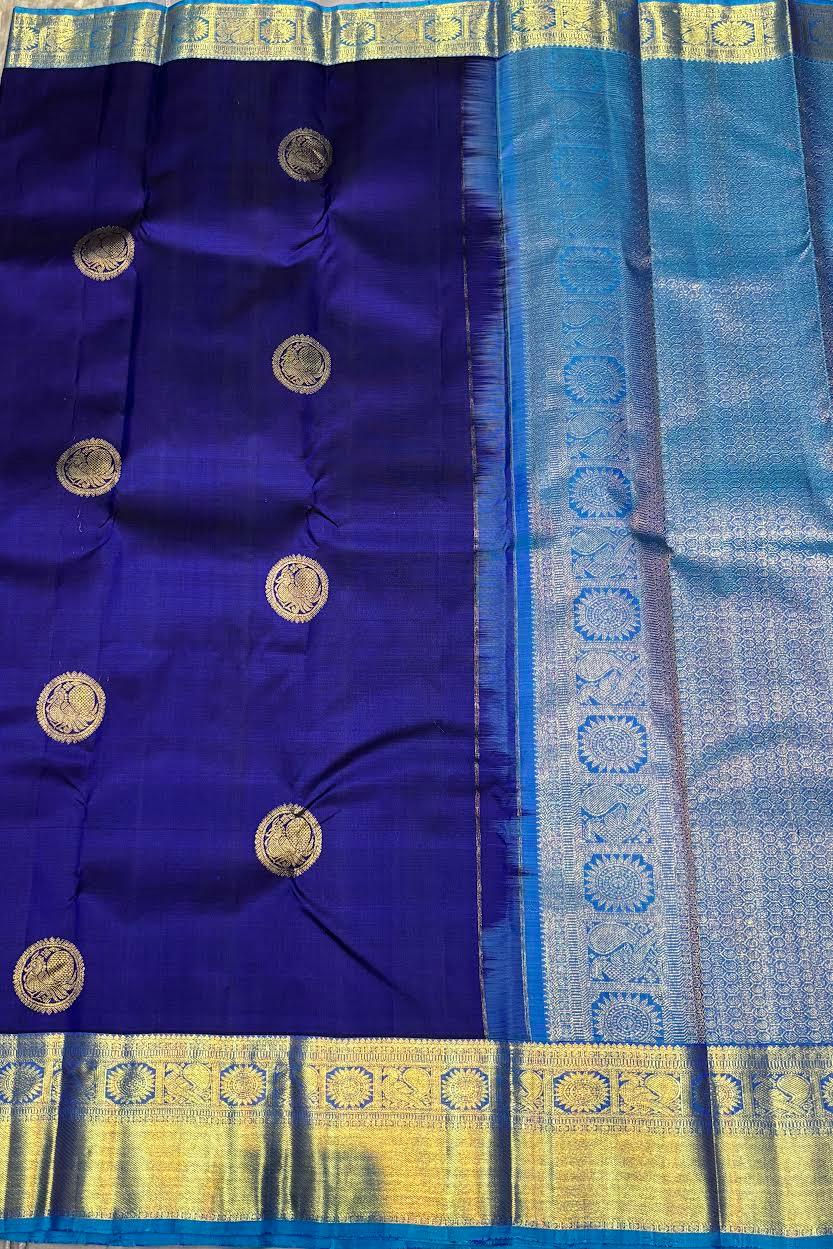 Royal Blue Pure Kanchipuram Silk Saree with Sky Blue Zari Pallu | Handwoven Kanchi Pattu - pochampallysarees.com
