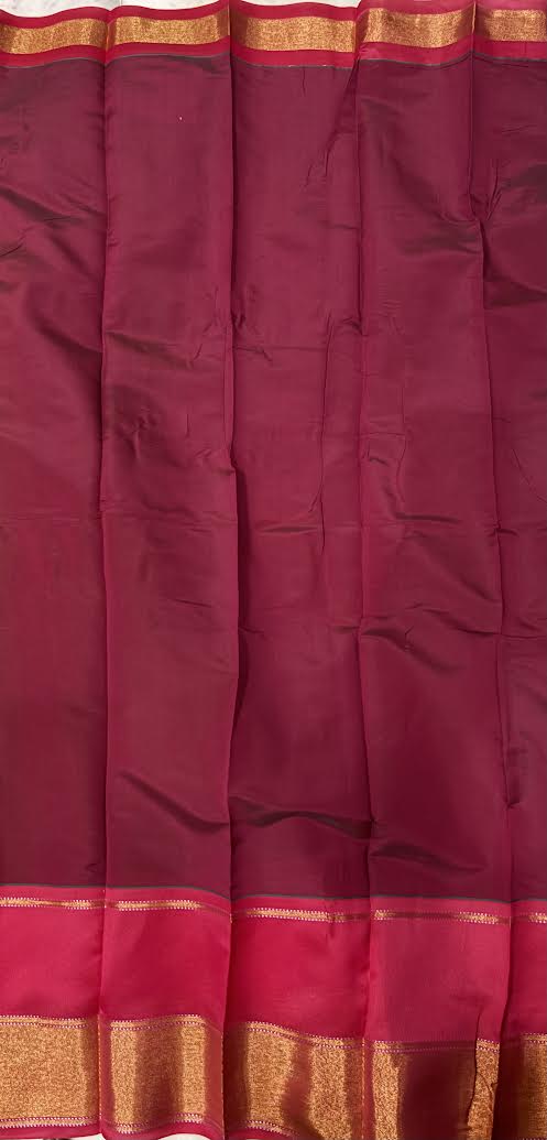 Elegant Green &amp; Red Kuppadam Pattu Saree