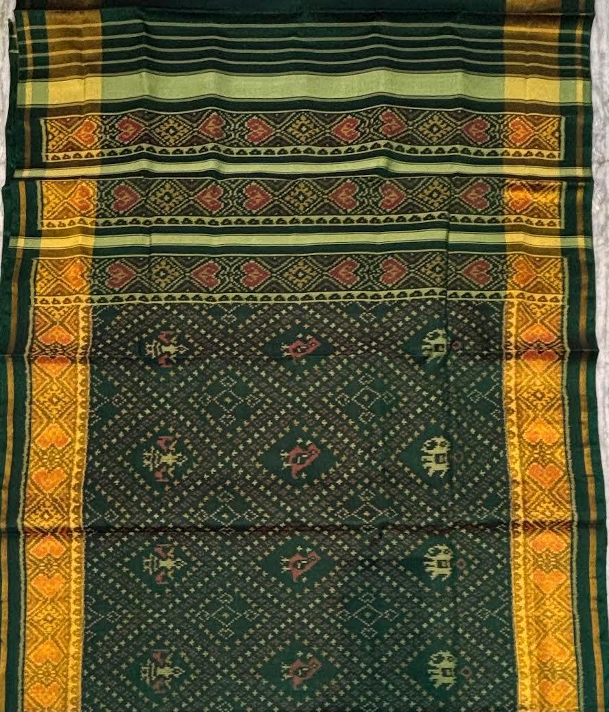 Authentic Pure Green Patola Silk Saree with Traditional Motifs &amp; Zari Border