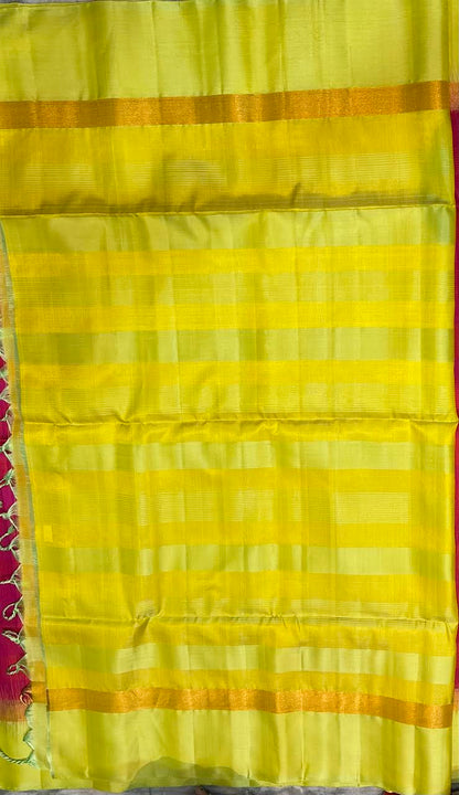 Pink &amp; Lime Green Checkered Handloom Silk Saree with Golden Zari Pallu
