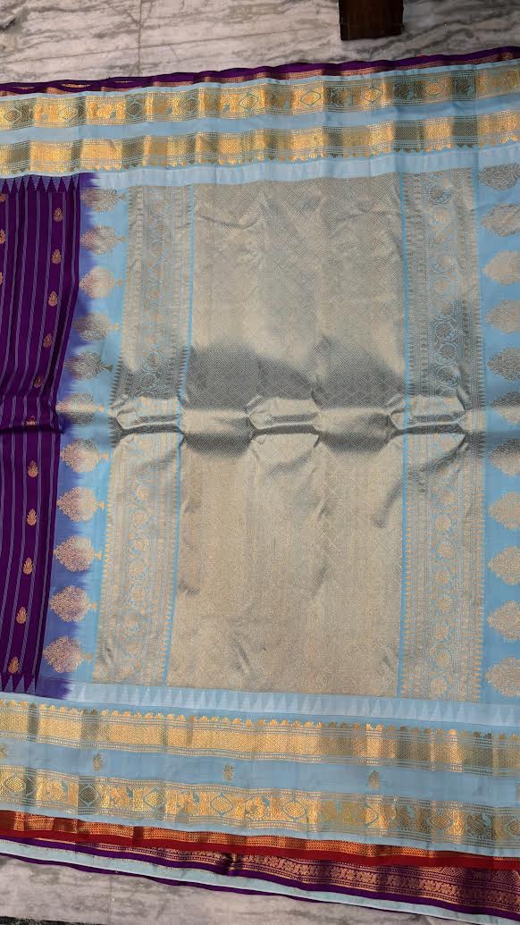 Pure Gadwal Silk Saree in Lavender with Light Blue Border - pochampallysarees.com