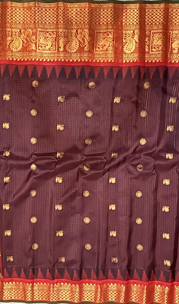 Gadwal Silk Sarees: Elegant Handloom Classics for Every Occasion - pochampallysarees.com