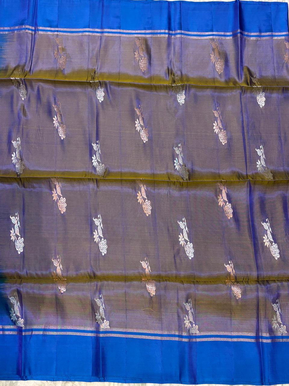 Elegant Dual-Tone Pure Soft Silk Saree with Ananda Blue Border &amp; Blouse | Buy Online - pochampallysarees.com