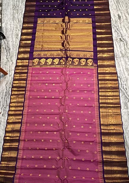 Light Red Checks Gadwal Silk Saree with Chocolate Brown Zari Pallu &amp; Blouse - pochampallysarees.com