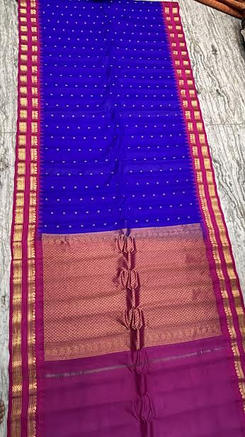 Royal Blue Gadwal Silk Saree with Pink Zari Pallu and Blouse