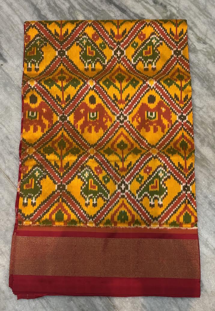 Authentic Pochampally Ikkat Silk Saree in Yellow and Maroon - pochampallysarees.com