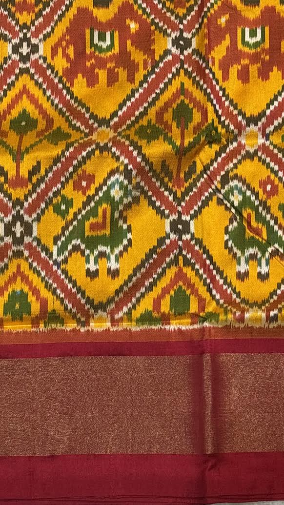 Authentic Pochampally Ikkat Silk Saree in Yellow and Maroon - pochampallysarees.com