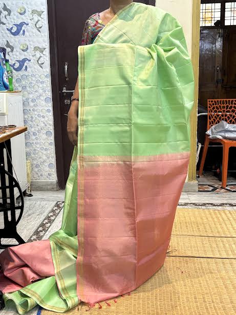 Light Green and Pink Kanchipuram Silk Saree with Geometric Weave