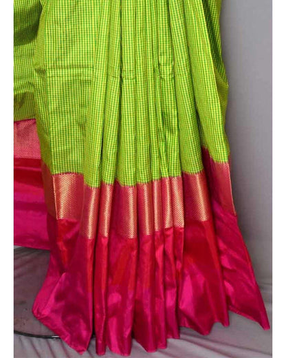 IKAT DESIGNER PARROT GREEN COLOR BODY PALLU IKKAT DESIGNE SAREE - pochampallysarees.com