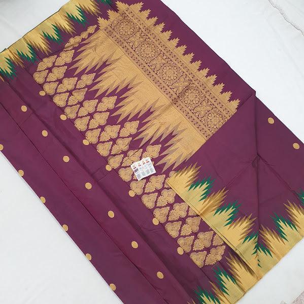 Kanchipuram Pure Silk Saree Green With Zari Woven Buttas And Long Zari Woven Kanchi Border - pochampallysarees.com