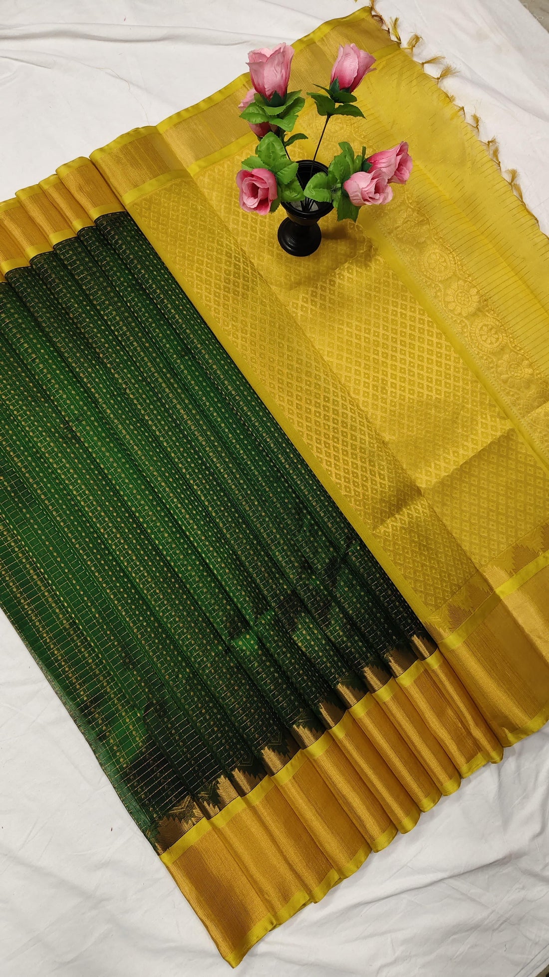 Kuppadam Pattu Saree - pochampallysarees.com