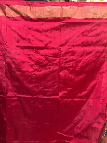 Pochampally Ikat Patola White Red Sari - pochampallysarees.com