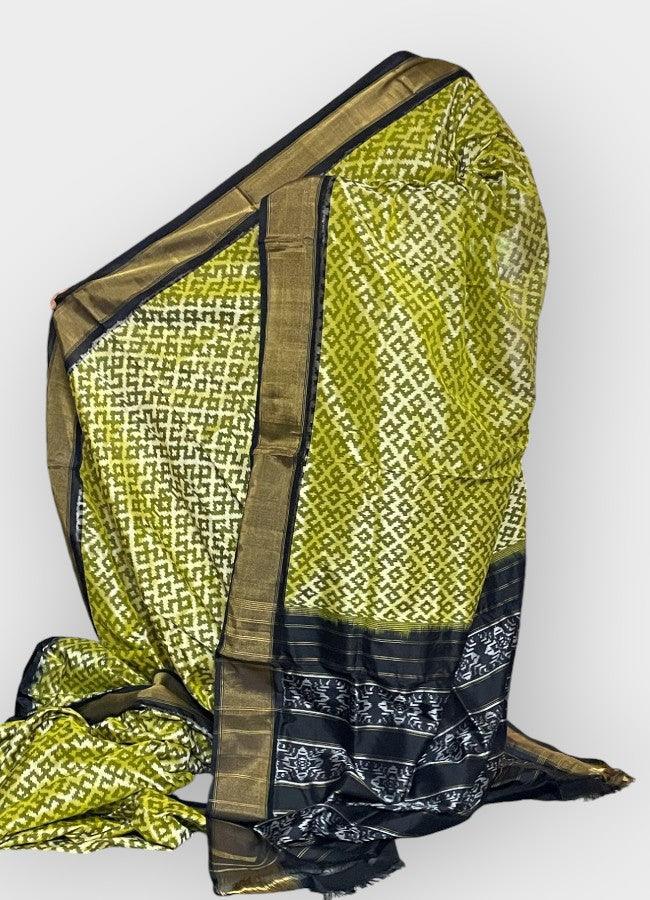 Pochampally Ikkat Silk Cream Black - pochampallysarees.com