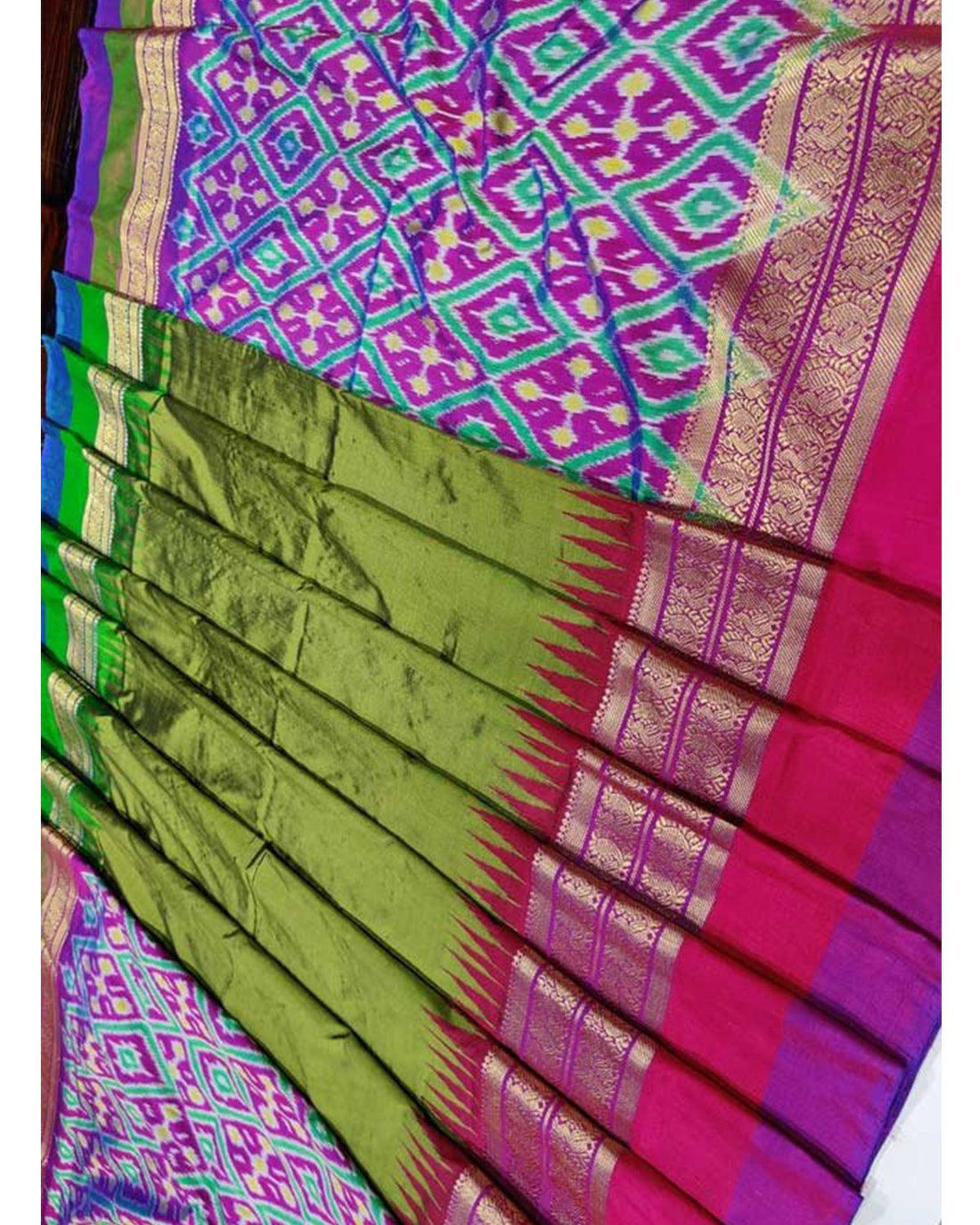 POCHAMPALLY IKKAT SILK OLIVE GREEN WITH PURPLE COLOR SAREE - pochampallysarees.com