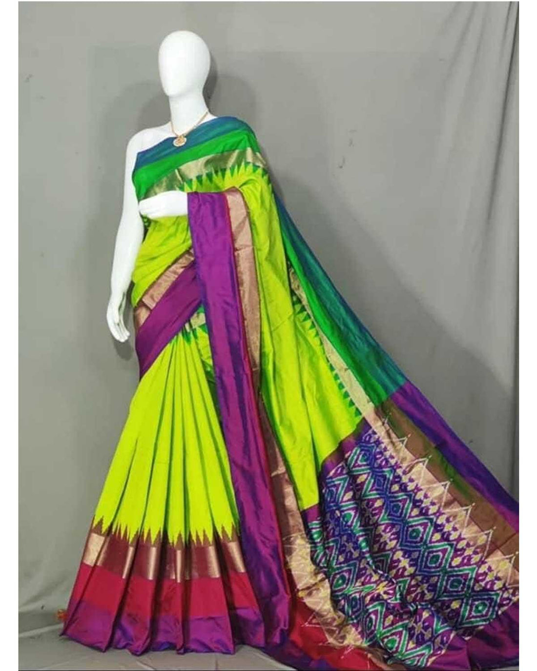 POCHAMPALLY IKKAT SILK PARROT GREEN WITH PURPLE COLOR SAREE - pochampallysarees.com