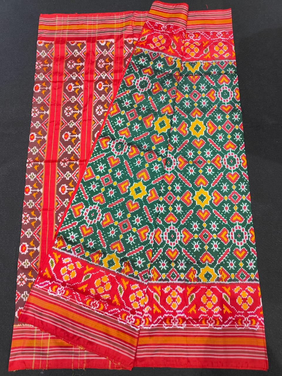 Pochampally Ikkat Silk Patola Green With Red Sari - pochampallysarees.com