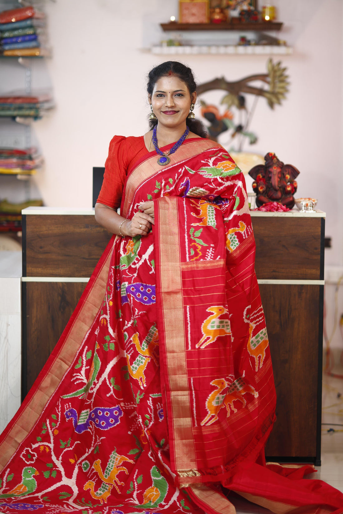 Pochampally Ikkat Silk Red - pochampallysarees.com