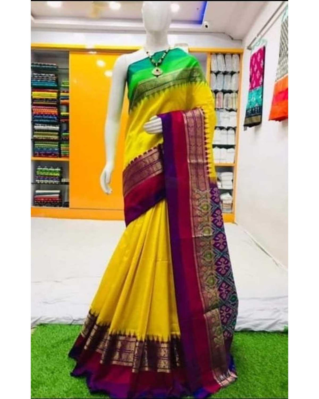 POCHAMPALLY IKKAT SILK YELLOW WITH PURPLE COLOR SAREE - pochampallysarees.com