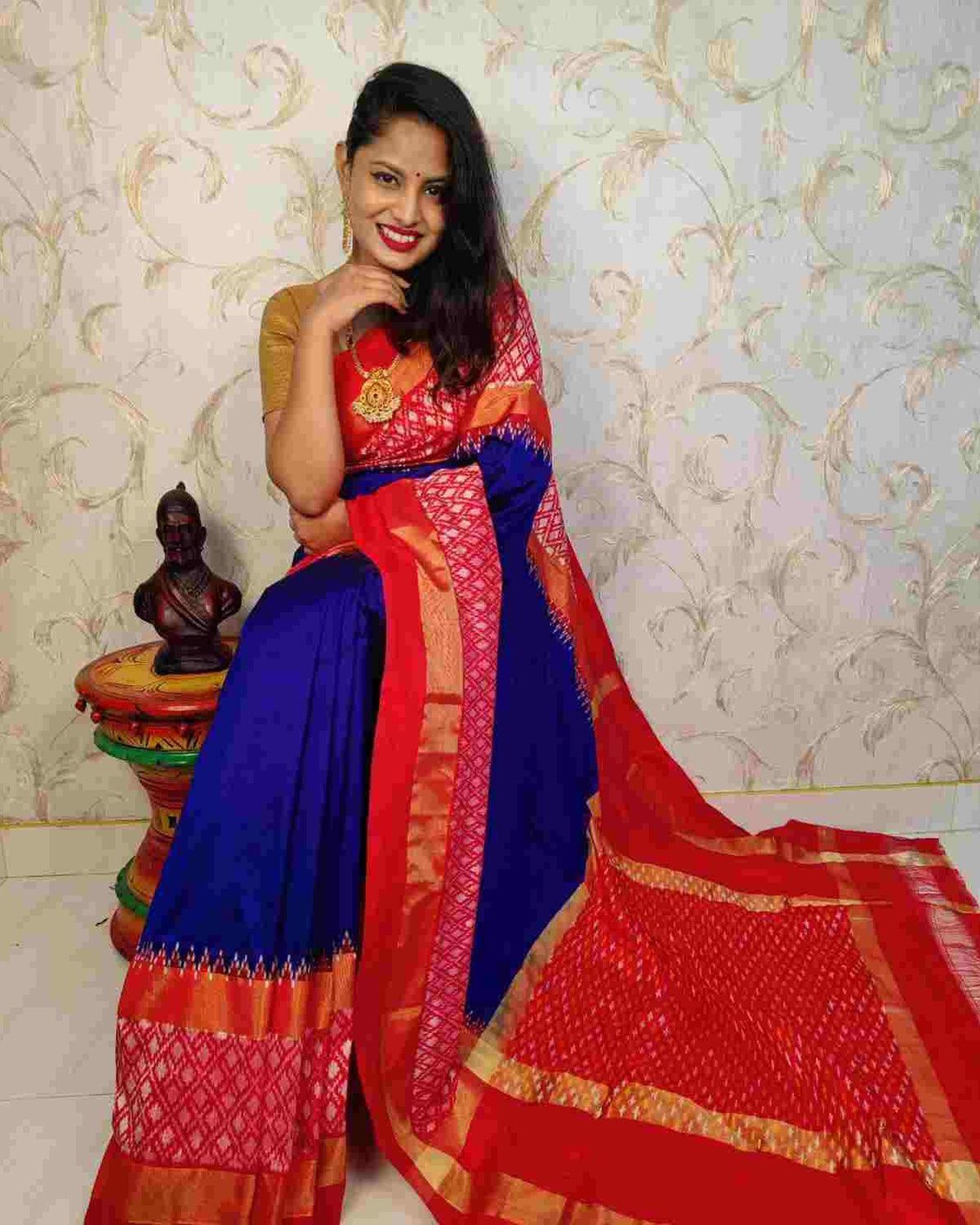 POCHAMPALLY SAREE BLUE WITH RED COLOR - pochampallysarees.com
